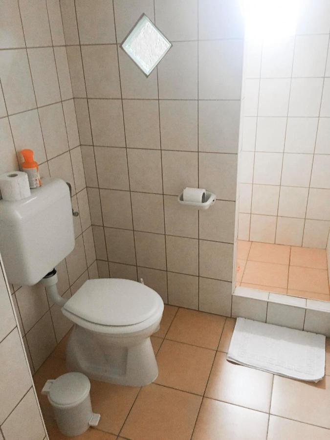 Tompos Vendégház és pince Villány Esterno foto